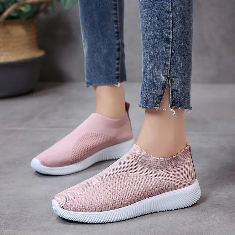 Breathable Mesh Slip-On Round Toe Flat Shoes