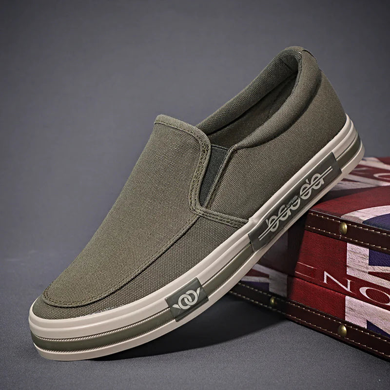 Breathable Casual Men's Slip-On Canvas Shoes
